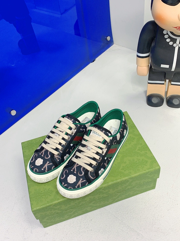 グッチ靴内部構造